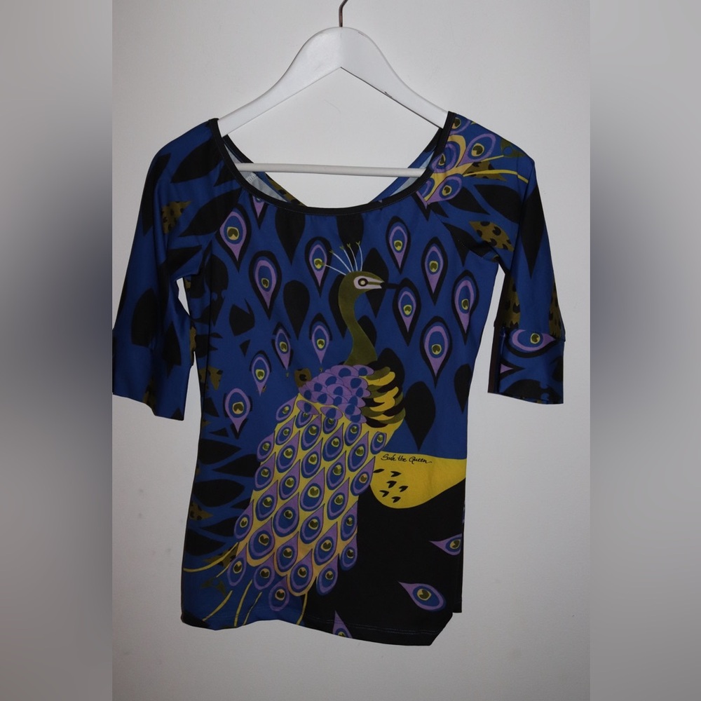Save the Queen | peacock top